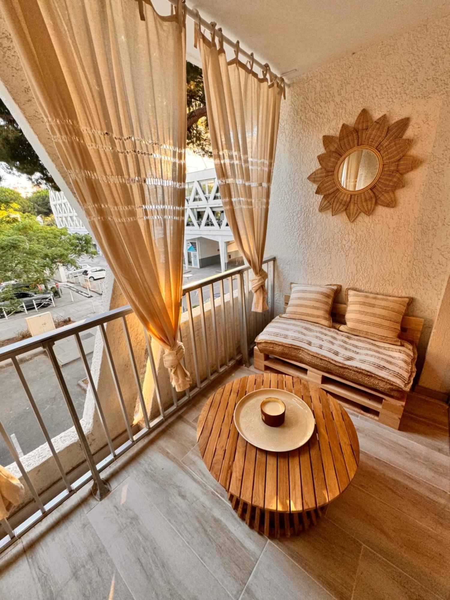 Les Appartements De Lina -Studio Maya 5 - Self Check-In - ลา กร็องเดอ-ม็อต ภายนอก รูปภาพ