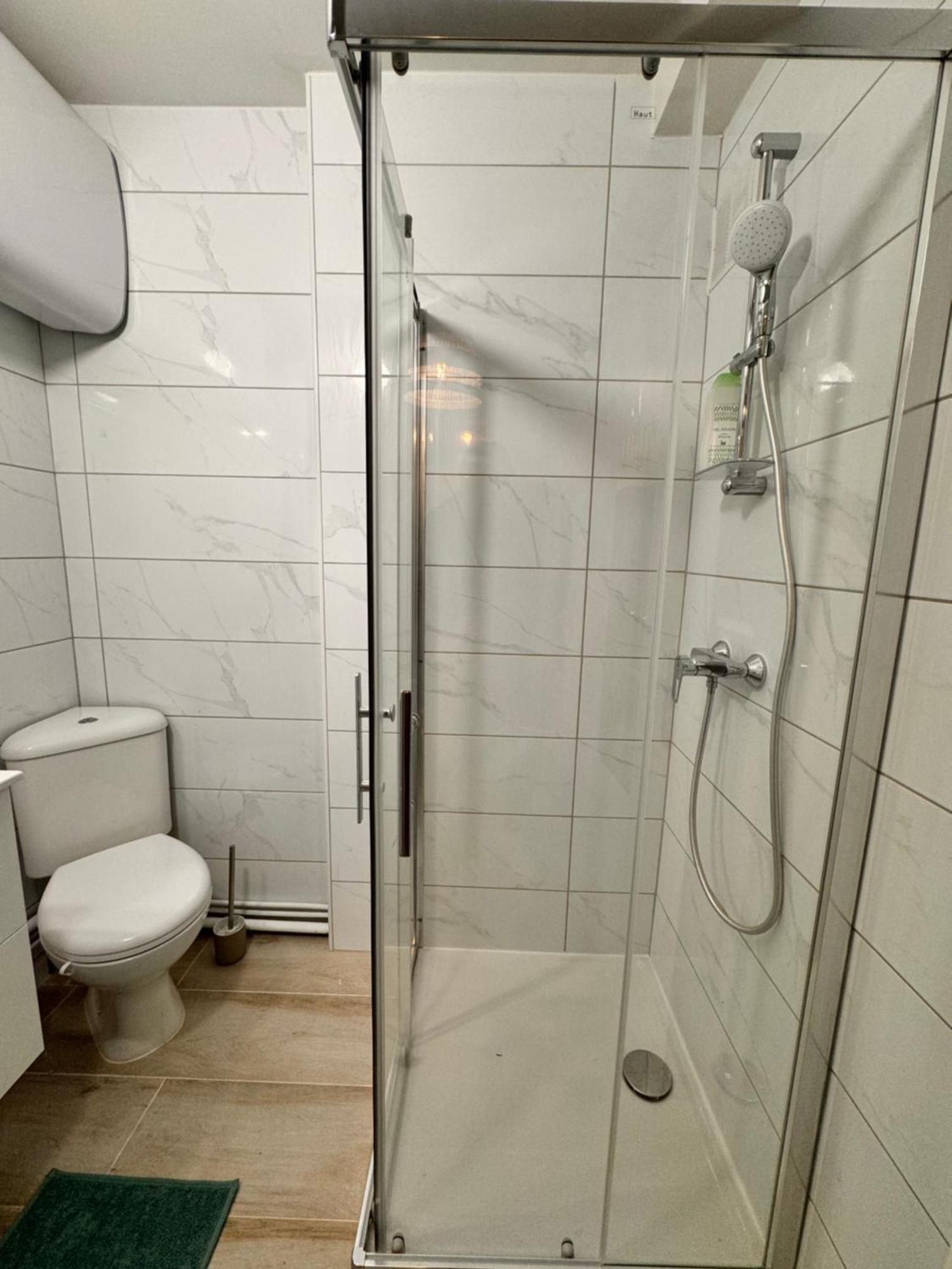 Les Appartements De Lina -Studio Maya 5 - Self Check-In - ลา กร็องเดอ-ม็อต ภายนอก รูปภาพ